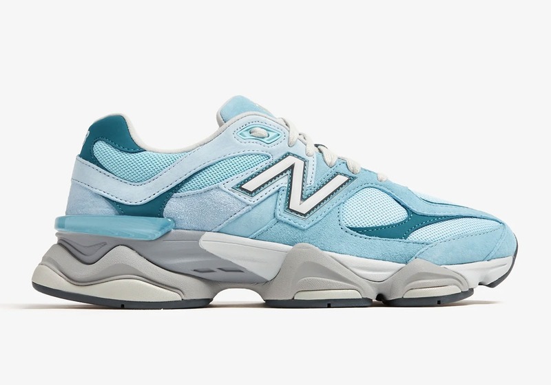 Light blue new balance sneakers deals